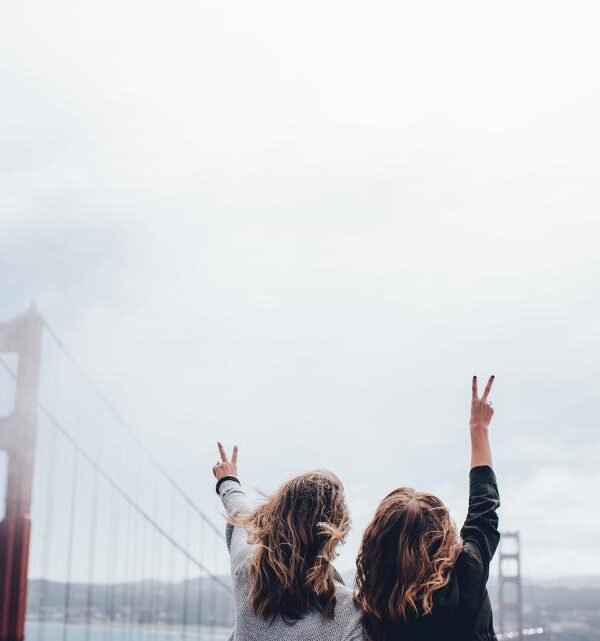 Best friends golden gate