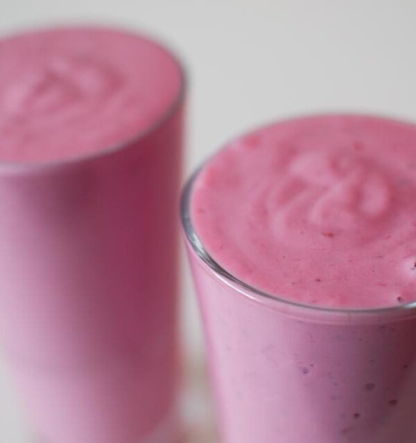 Blender pink smoothies