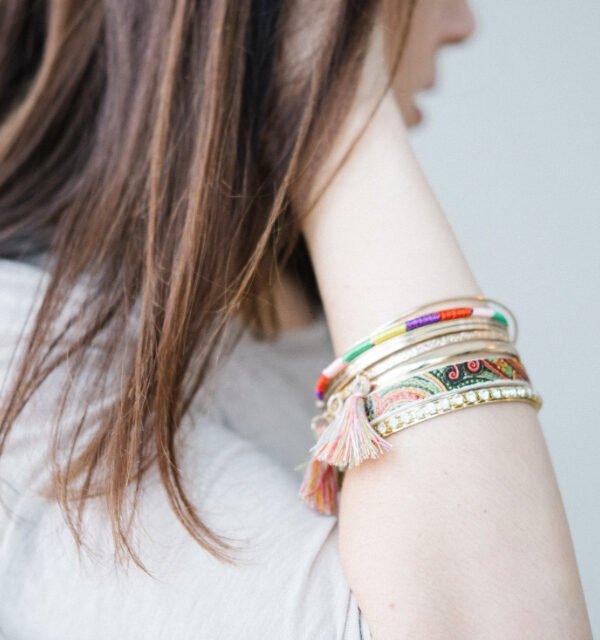 Bracelets arm woman