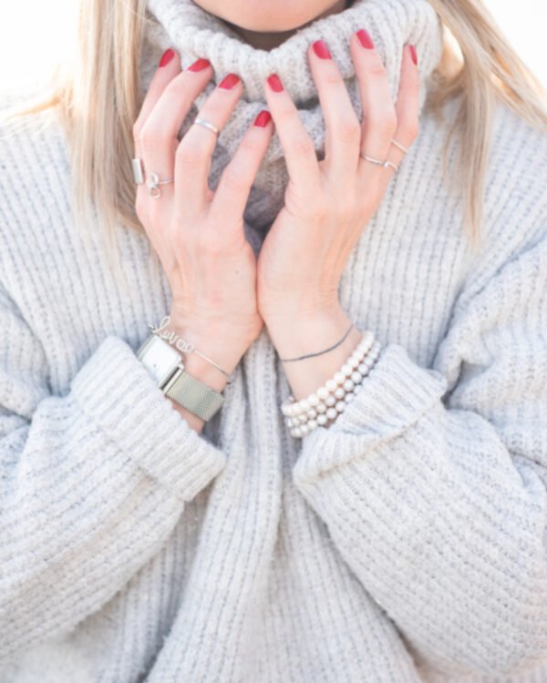 Bracelets on wrist knit