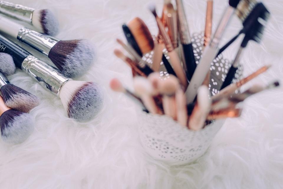 Makeup brushes used to test celebrity beauty brands