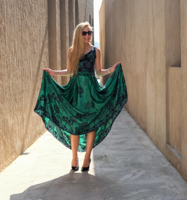 Green gown alley