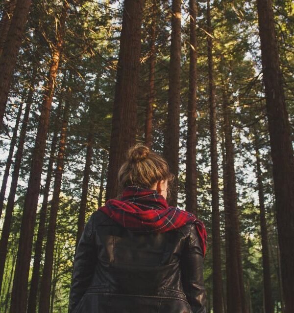 Scarf woman forest
