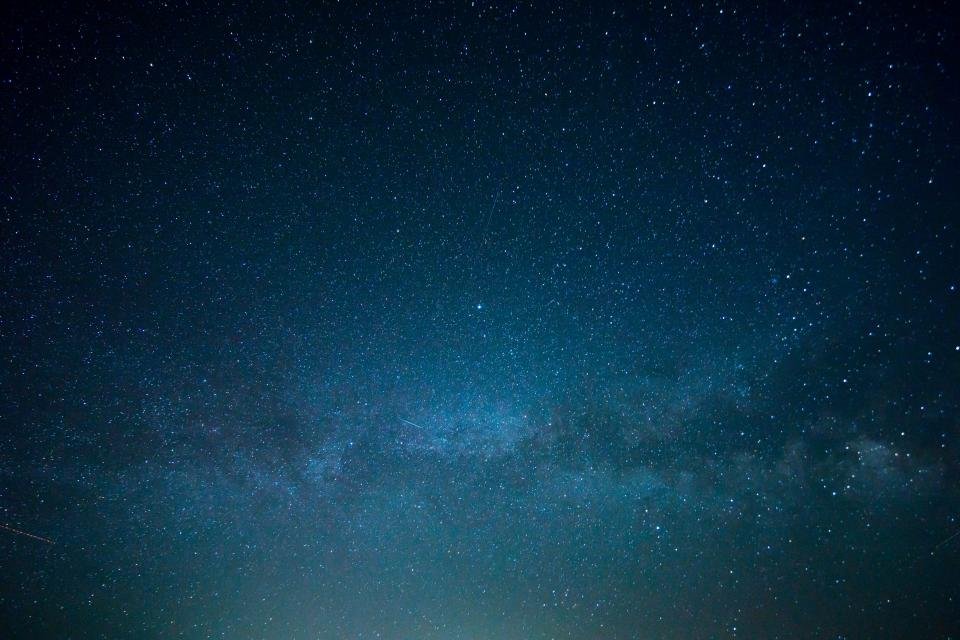 Starry night sky representing the depth of scorpio personality traits