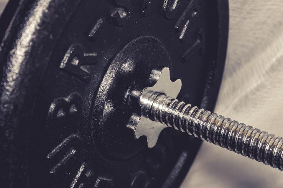Choosing home gym equipment and adjustable dumbbells