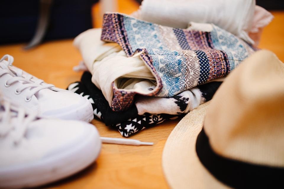 White sneakers outfit